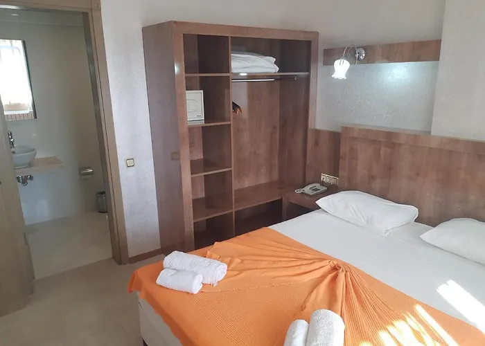 酒店 脉索尔马兹酒店 3*