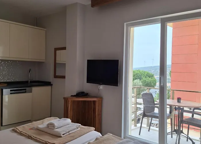 脉索尔马兹酒店 Çeşme