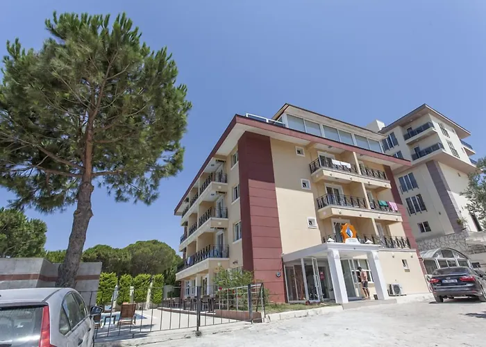 脉索尔马兹酒店 酒店 Çeşme