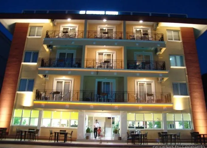 脉索尔马兹酒店 3*